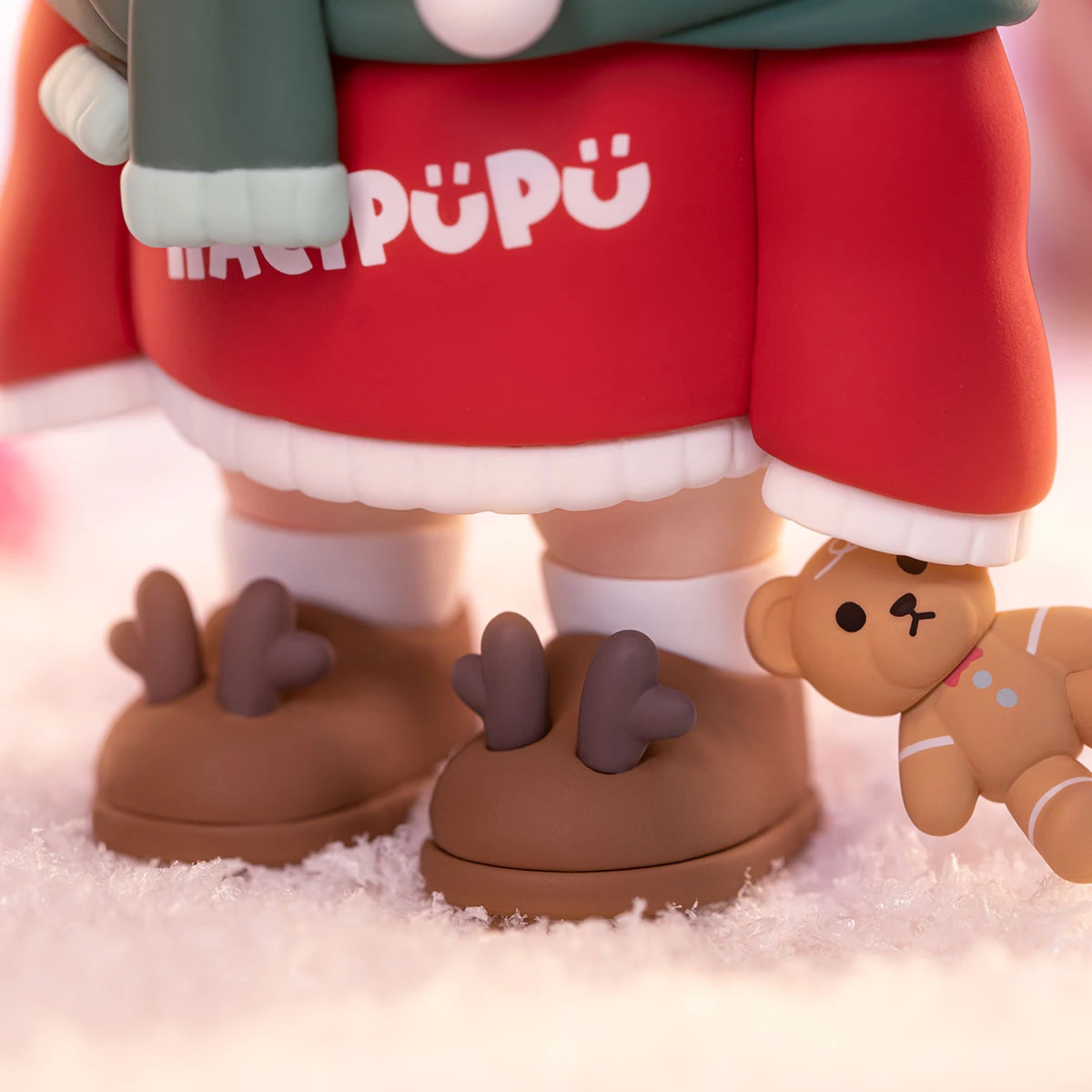 HACIPUPU Christmas Figurine 4 HACIPUPU Christmas Figurine - Image 4