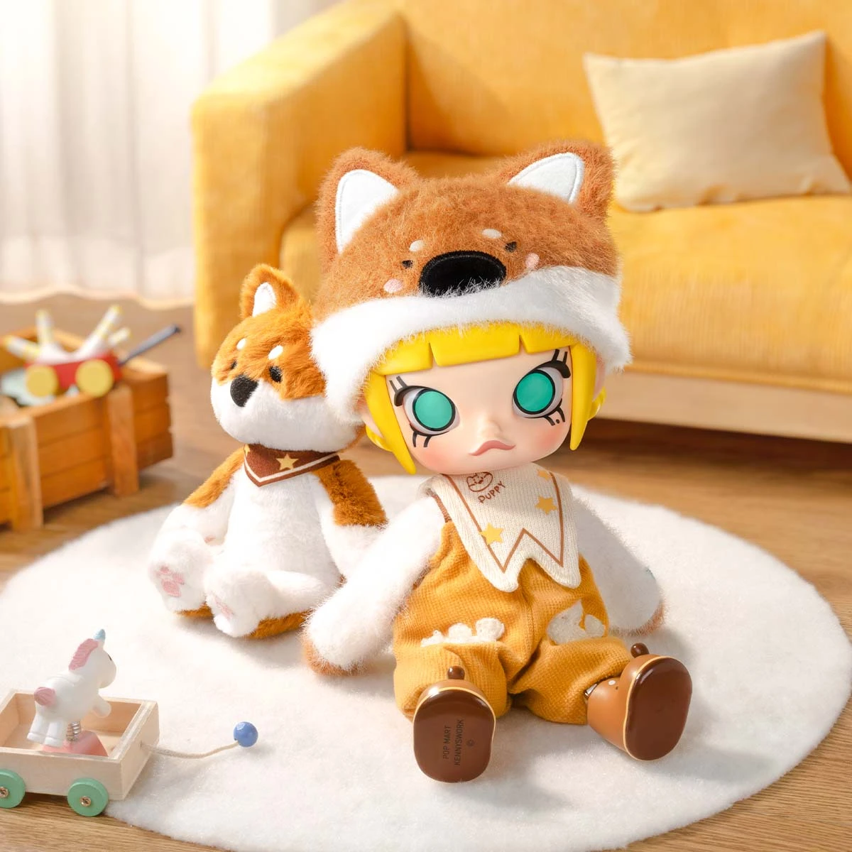 MOLLY Hugging 1/8 Action Figure - Image 4