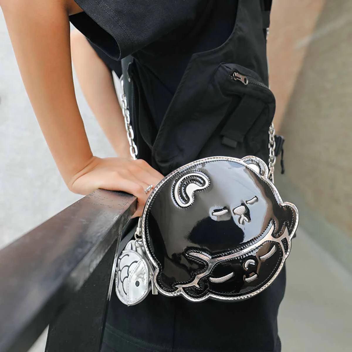 DIMOO Aquarium Series-Messenger Bag(Polar Bear) 3 DIMOO Aquarium Series-Messenger Bag(Polar Bear) - Image 3